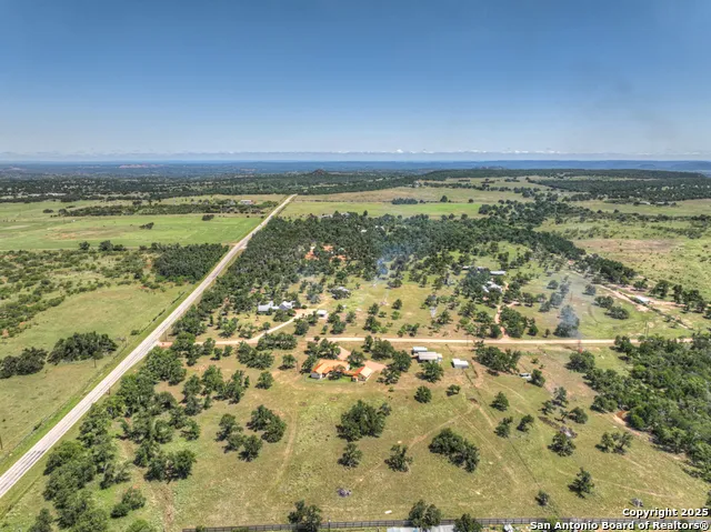 82 Bell Mountain Willow City, TX 78675