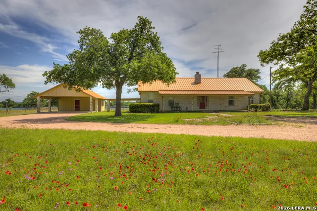 82 Bell Mountain Willow City, TX 78675