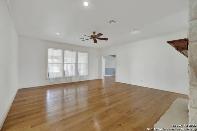 82 Bell Mountain Willow City, TX 78675