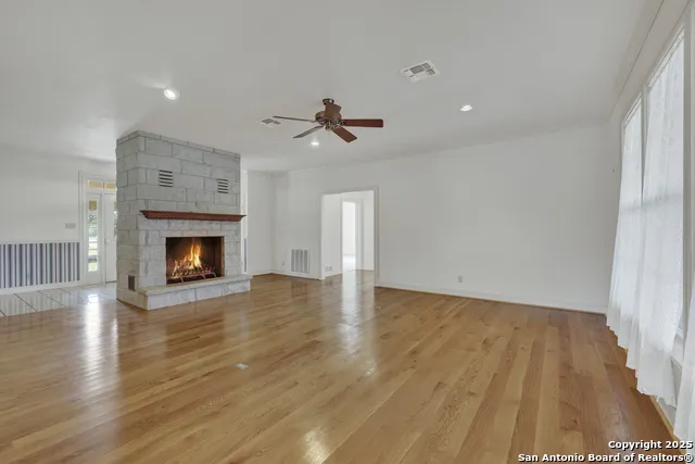 82 Bell Mountain Willow City, TX 78675