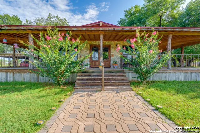 10745 ROSEMAR LN Adkins, TX 78101