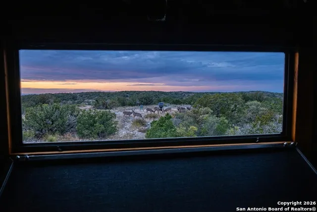 25 SD 65065  Dusty Rose Ranch Rocksprings, TX 78880