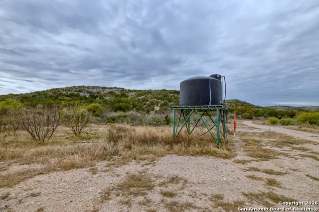 25 SD 65065  Dusty Rose Ranch Rocksprings, TX 78880