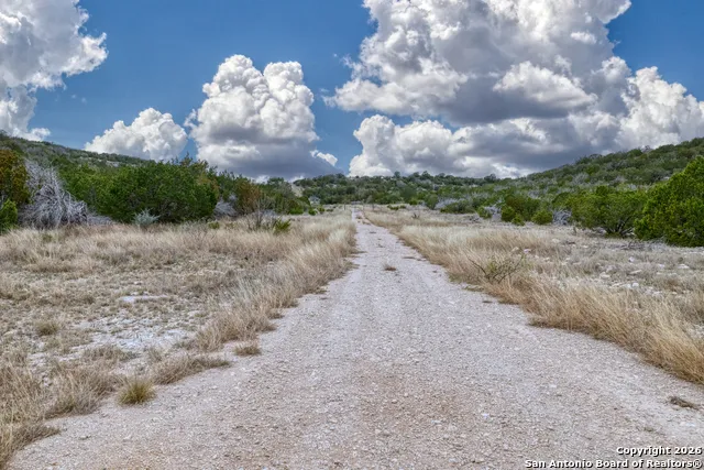 25 SD 65065  Dusty Rose Ranch Rocksprings, TX 78880