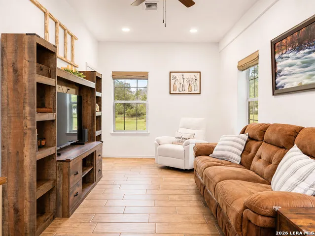 123 ELK RDG Canyon Lake, TX 78133