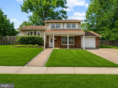 37 BRYANT DRIVE