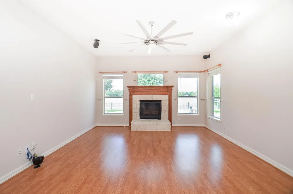 8218 Silent River Drive Richmond, TX 77406