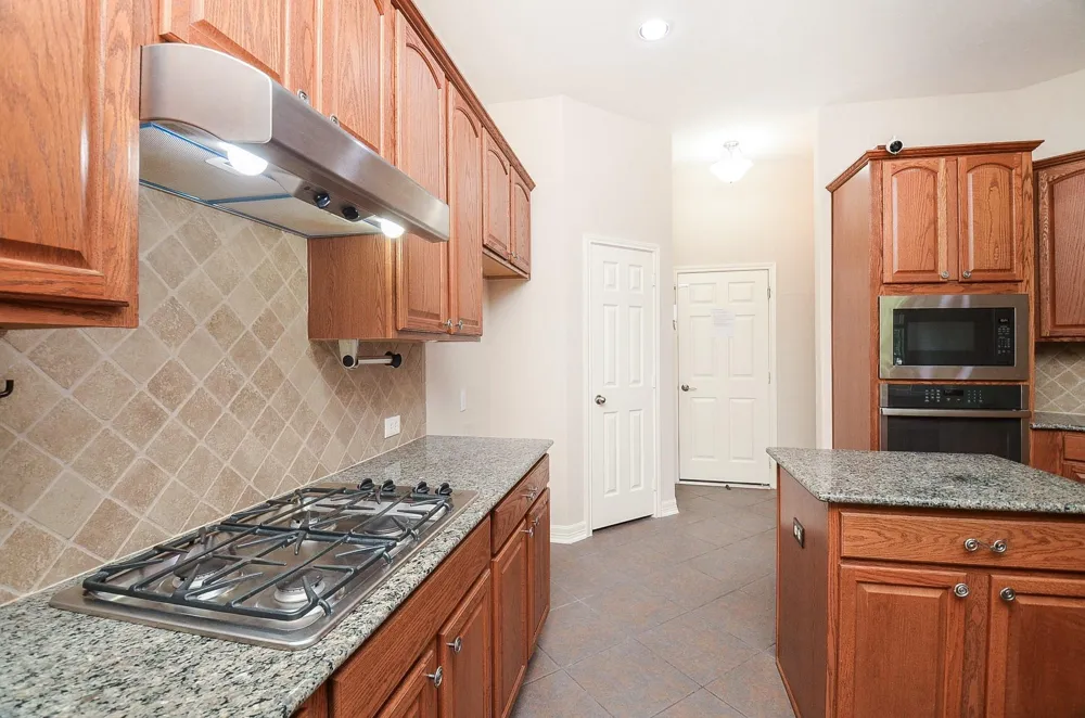 8218 Silent River Drive Richmond, TX 77406