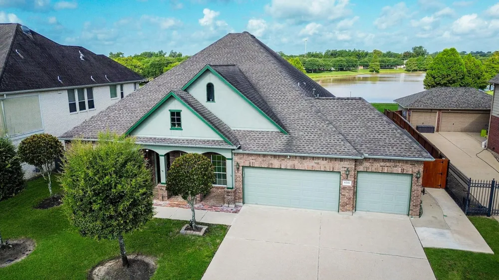 8218 Silent River Drive Richmond, TX 77406