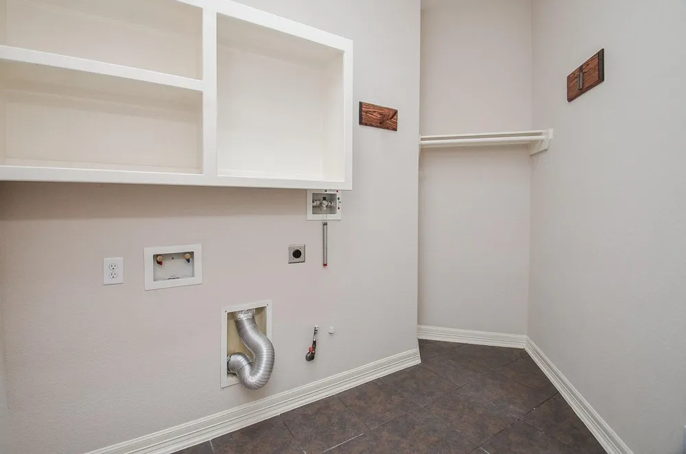 8218 Silent River Drive Richmond, TX 77406
