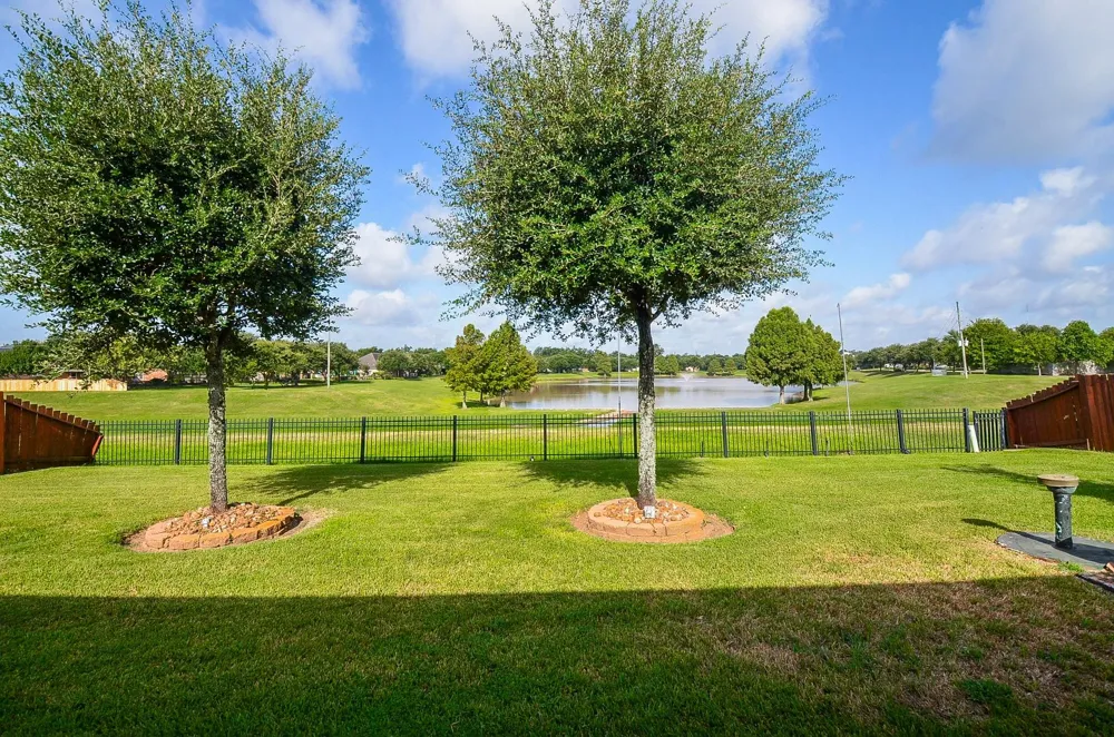 8218 Silent River Drive Richmond, TX 77406