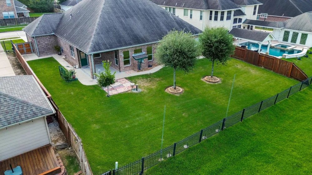 8218 Silent River Drive Richmond, TX 77406