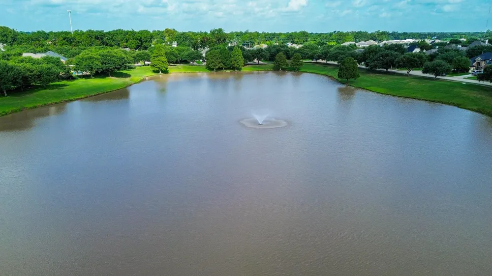 8218 Silent River Drive Richmond, TX 77406
