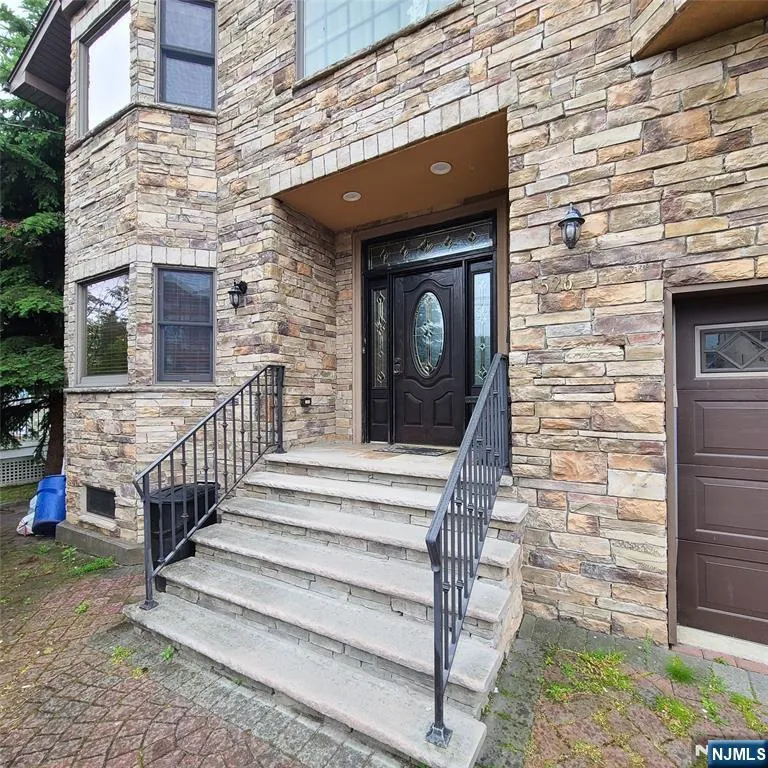 526 Moonachie Avenue Wood Ridge, NJ 07075