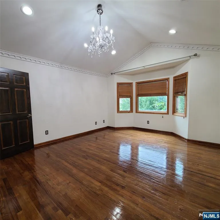 526 Moonachie Avenue Wood Ridge, NJ 07075