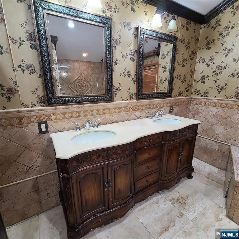 526 Moonachie Avenue Wood Ridge, NJ 07075