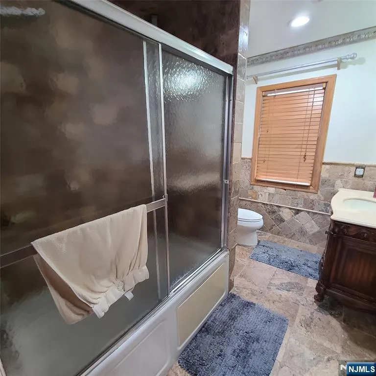 526 Moonachie Avenue Wood Ridge, NJ 07075