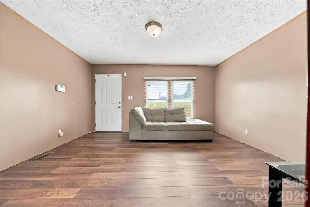 8660 Hollywood Drive Connelly Springs, NC 28612