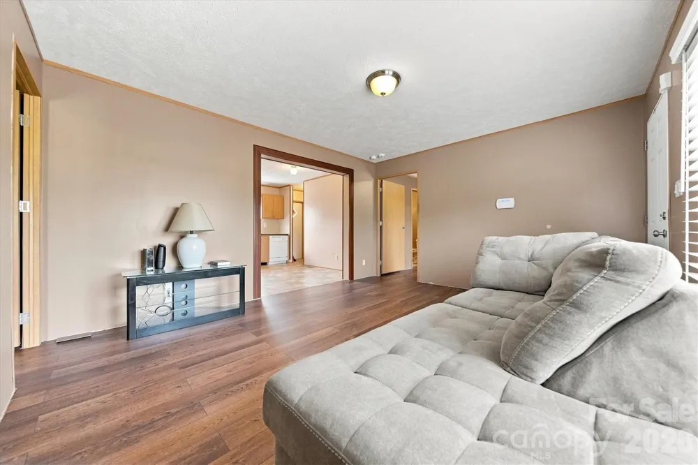 8660 Hollywood Drive Connelly Springs, NC 28612