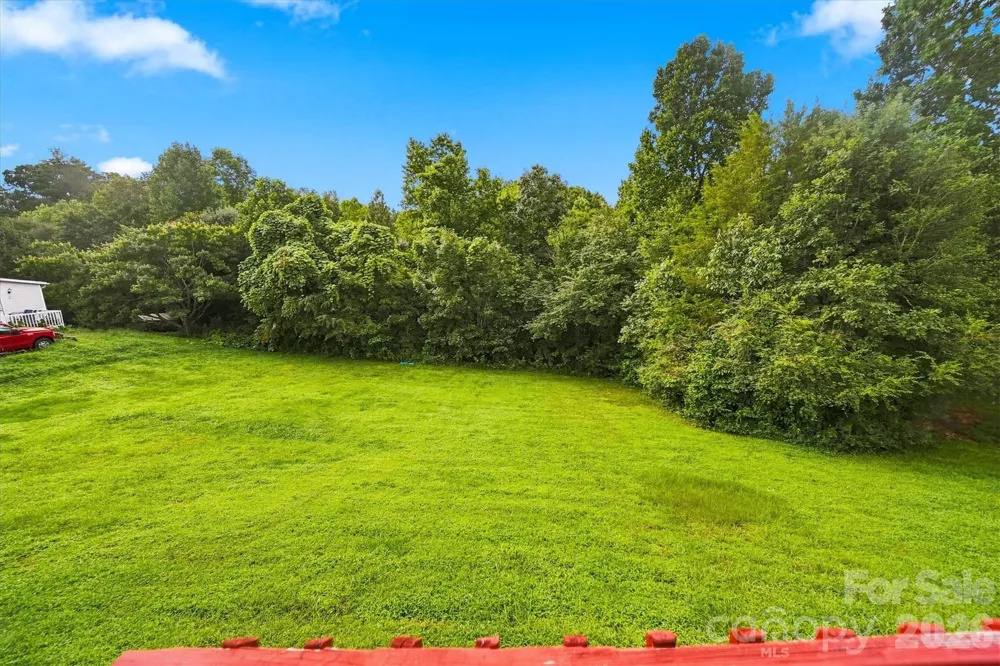 8660 Hollywood Drive Connelly Springs, NC 28612