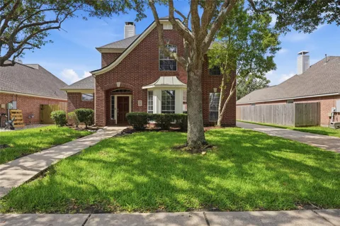 6165 Darlington Ct Court