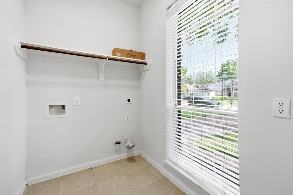 6165 Darlington Ct Court League City, TX 77573