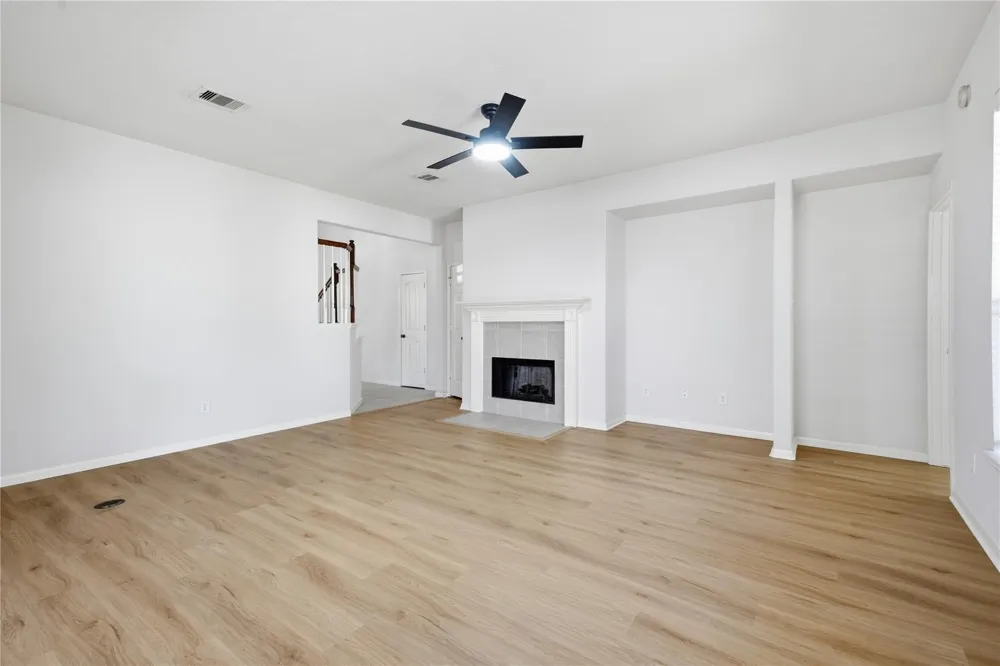 6165 Darlington Ct Court League City, TX 77573