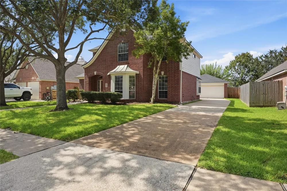 6165 Darlington Ct Court League City, TX 77573