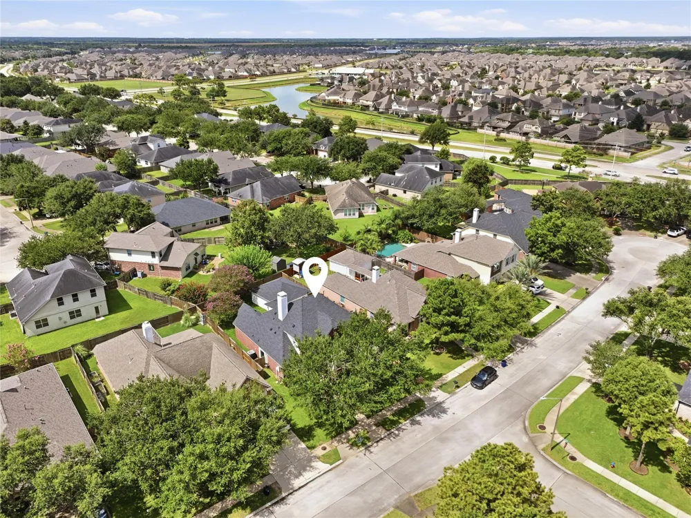 6165 Darlington Ct Court League City, TX 77573