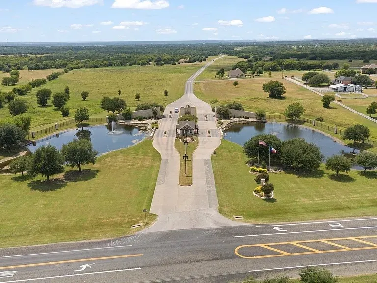34002 Stonewood Drive Whitney, TX 76692