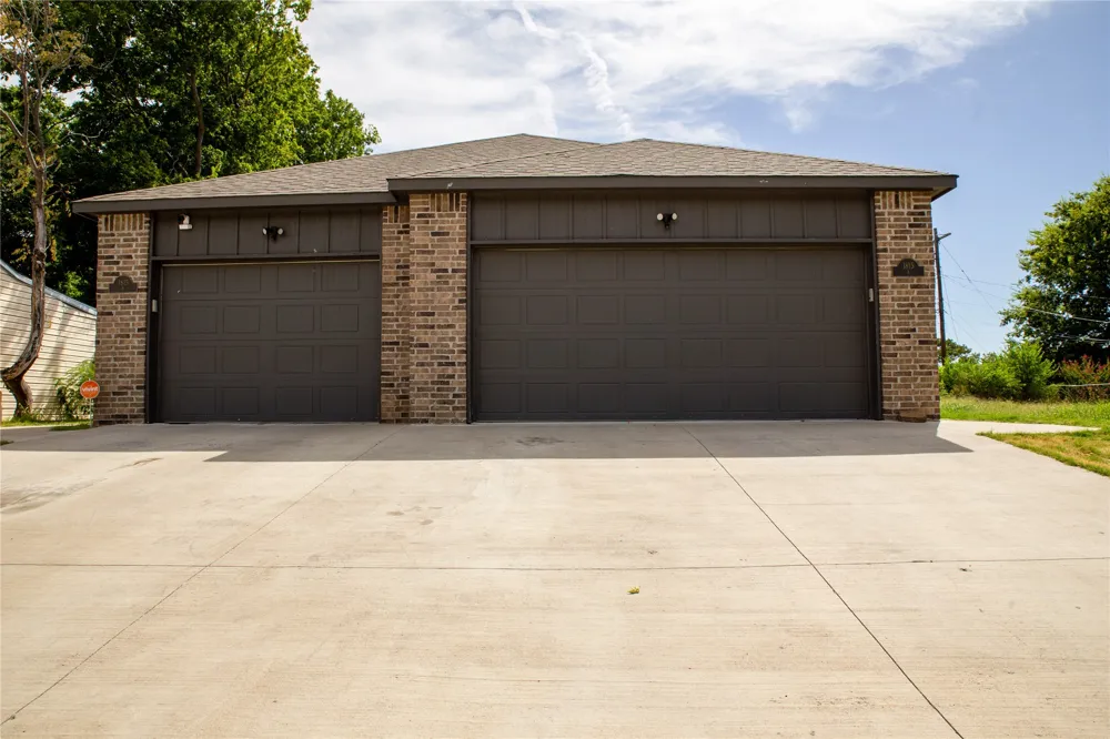 1815 Saint Louis Avenue Tulsa, OK 74106