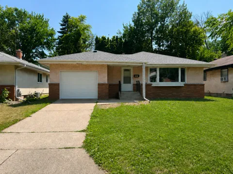 1600 Suburban Avenue