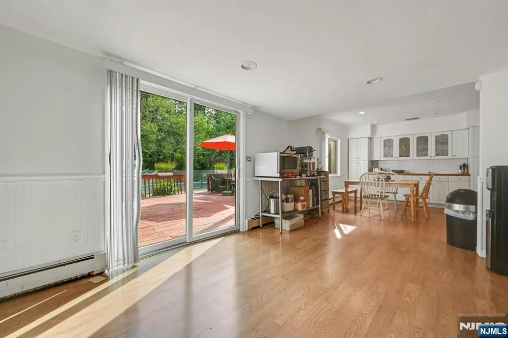 380 Ringwood Avenue Wanaque, NJ 07465