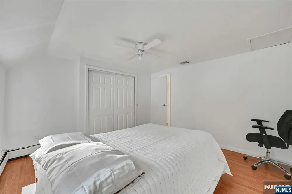 380 Ringwood Avenue Wanaque, NJ 07465