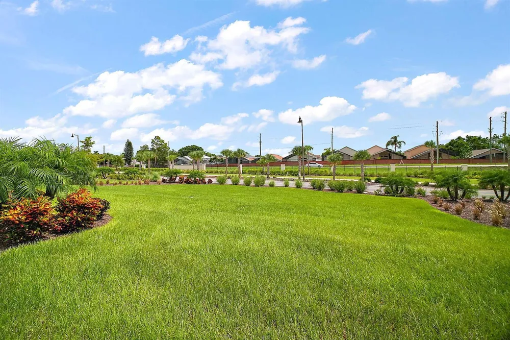 8174 Coconut Place Kissimmee, FL 34747