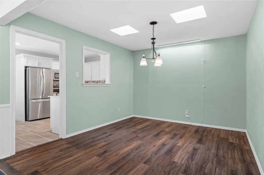 1206 Richland Oaks Drive Richardson, TX 75081
