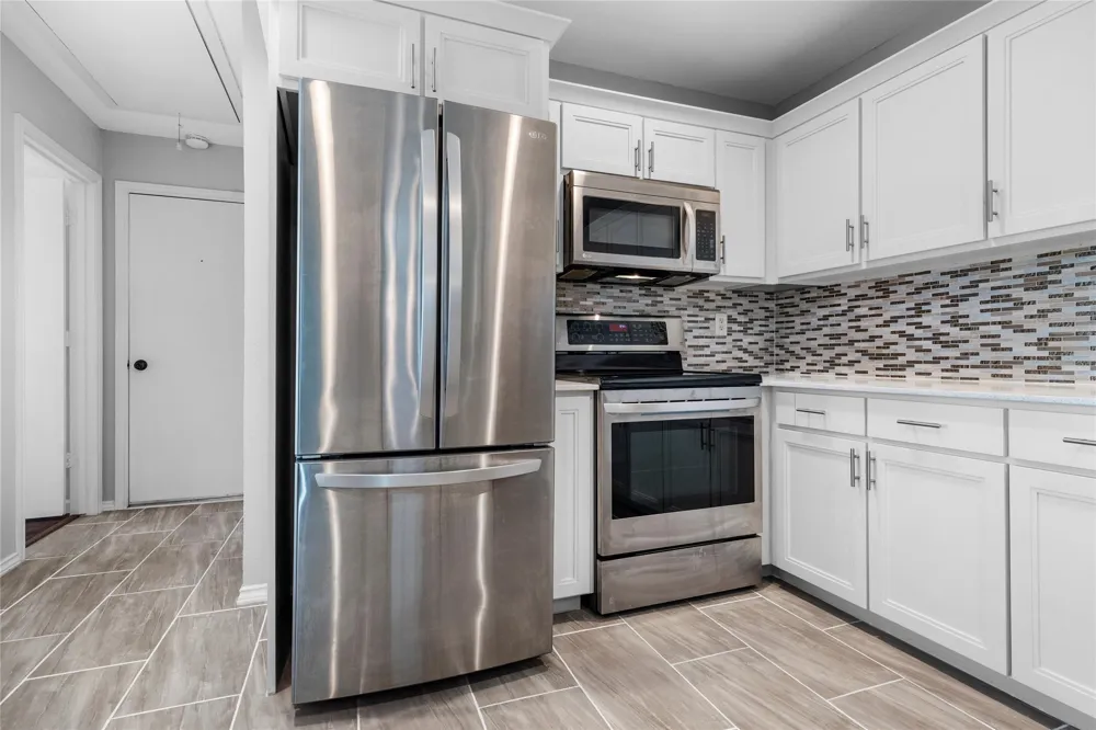 1206 Richland Oaks Drive Richardson, TX 75081