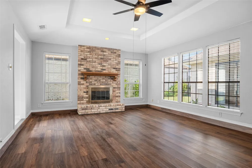 1206 Richland Oaks Drive Richardson, TX 75081