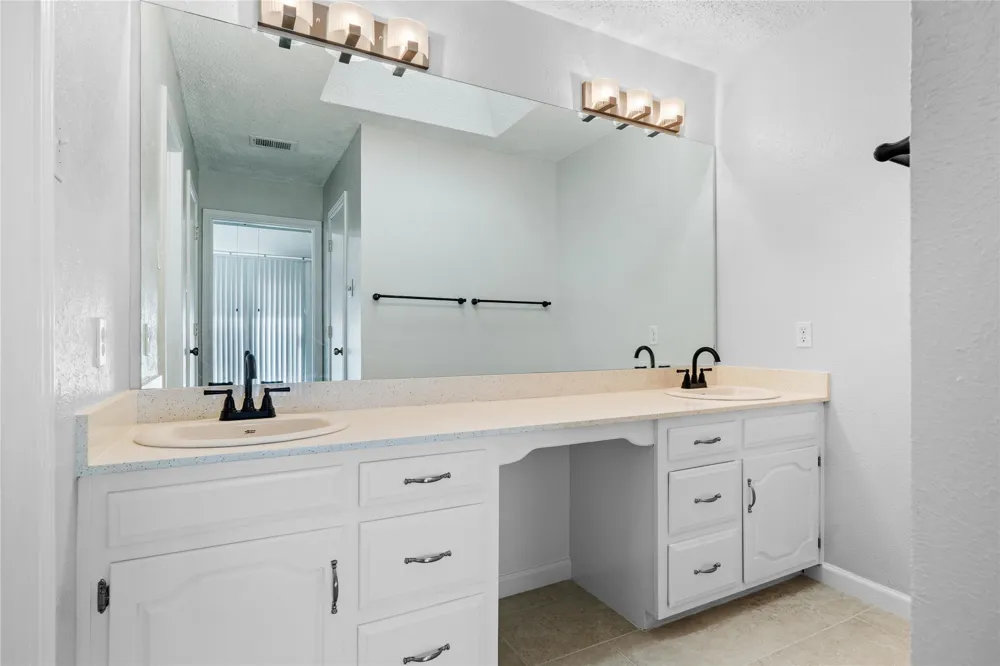 1206 Richland Oaks Drive Richardson, TX 75081