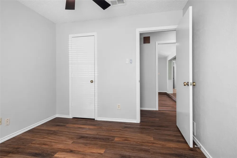 1206 Richland Oaks Drive Richardson, TX 75081