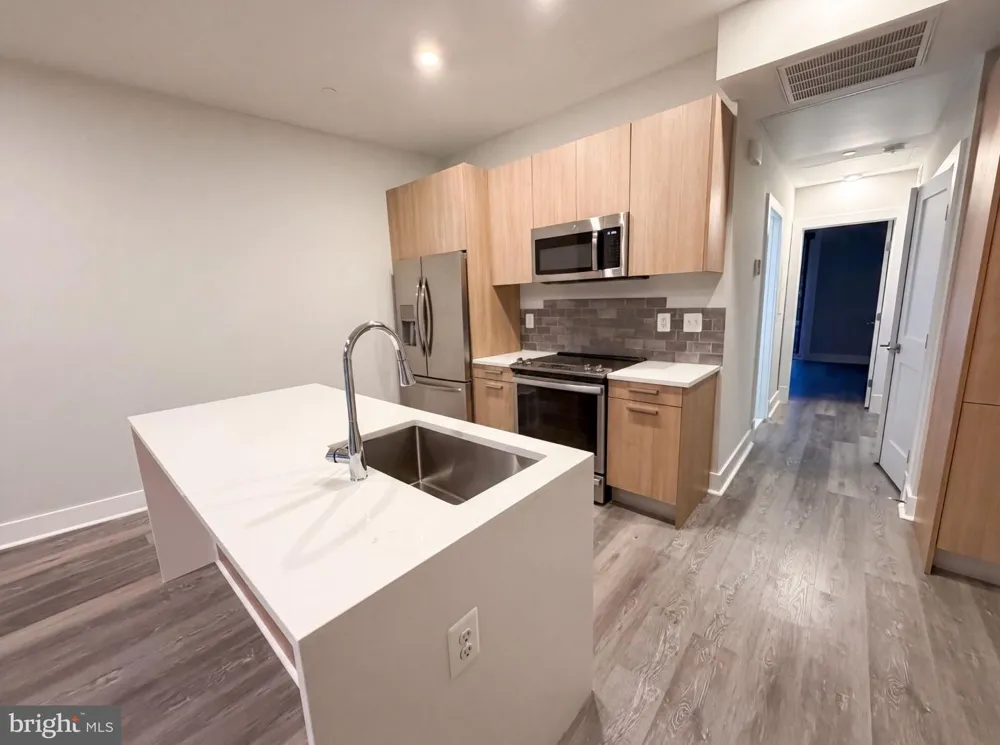 1108 S HIGHLAND STREET #2 Arlington, VA 22204