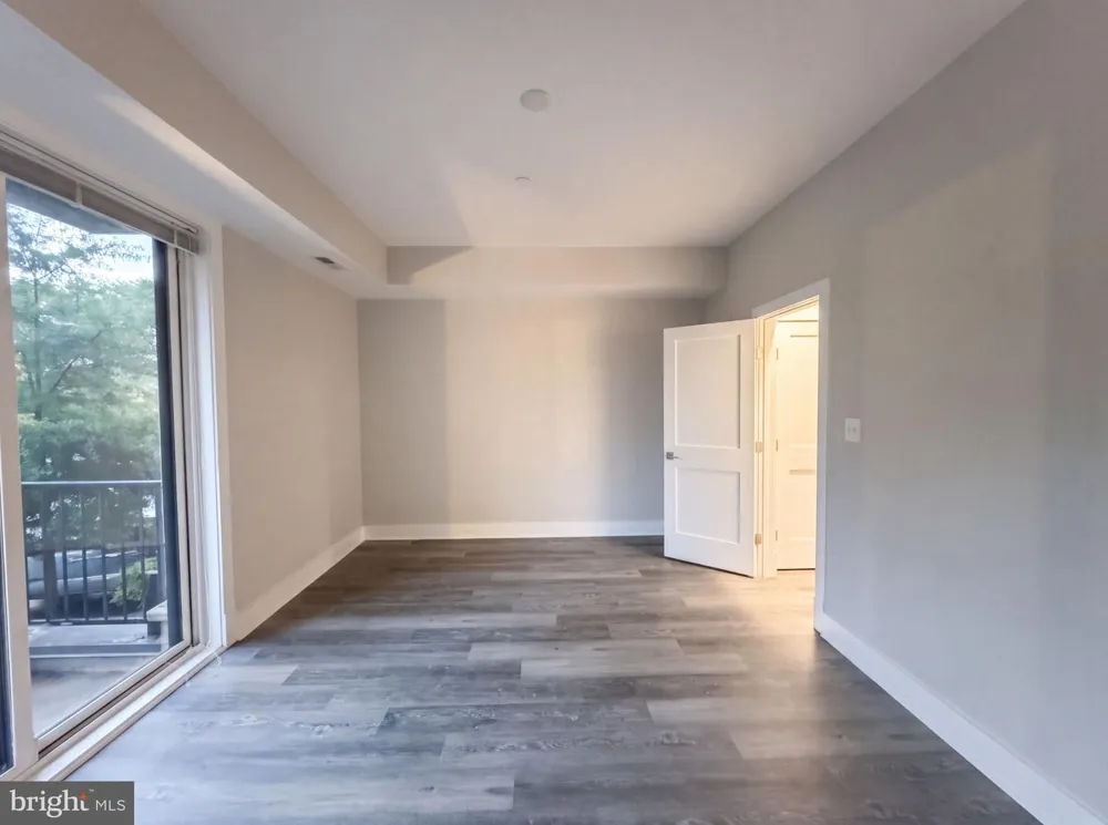 1108 S HIGHLAND STREET #2 Arlington, VA 22204