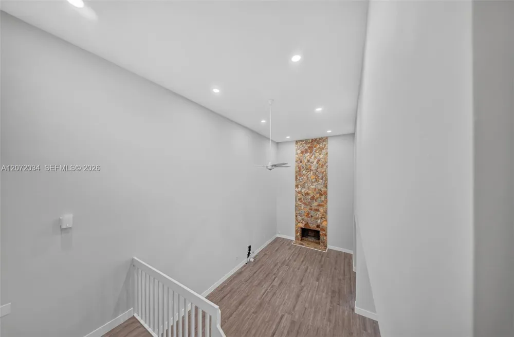6637 NW 181st Ln Hialeah, FL 33015