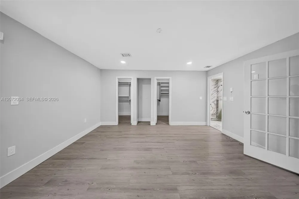 6637 NW 181st Ln Hialeah, FL 33015