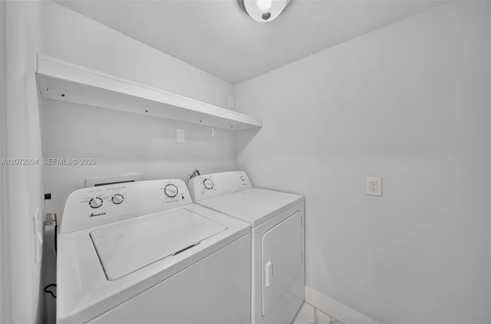 6637 NW 181st Ln Hialeah, FL 33015