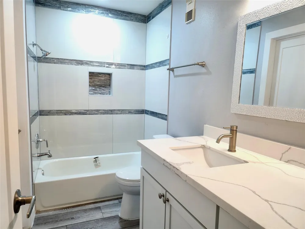 6500 Harbor Town Drive #2608 Houston, TX 77036