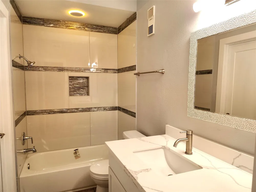 6500 Harbor Town Drive #2608 Houston, TX 77036