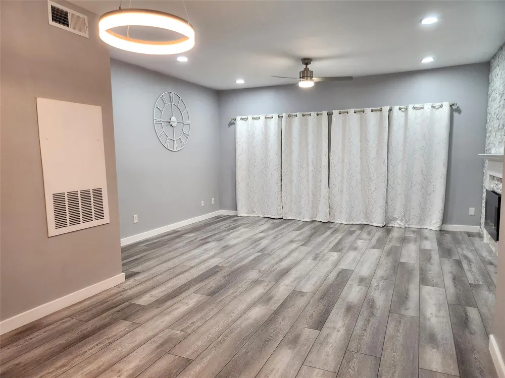 6500 Harbor Town Drive #2608 Houston, TX 77036