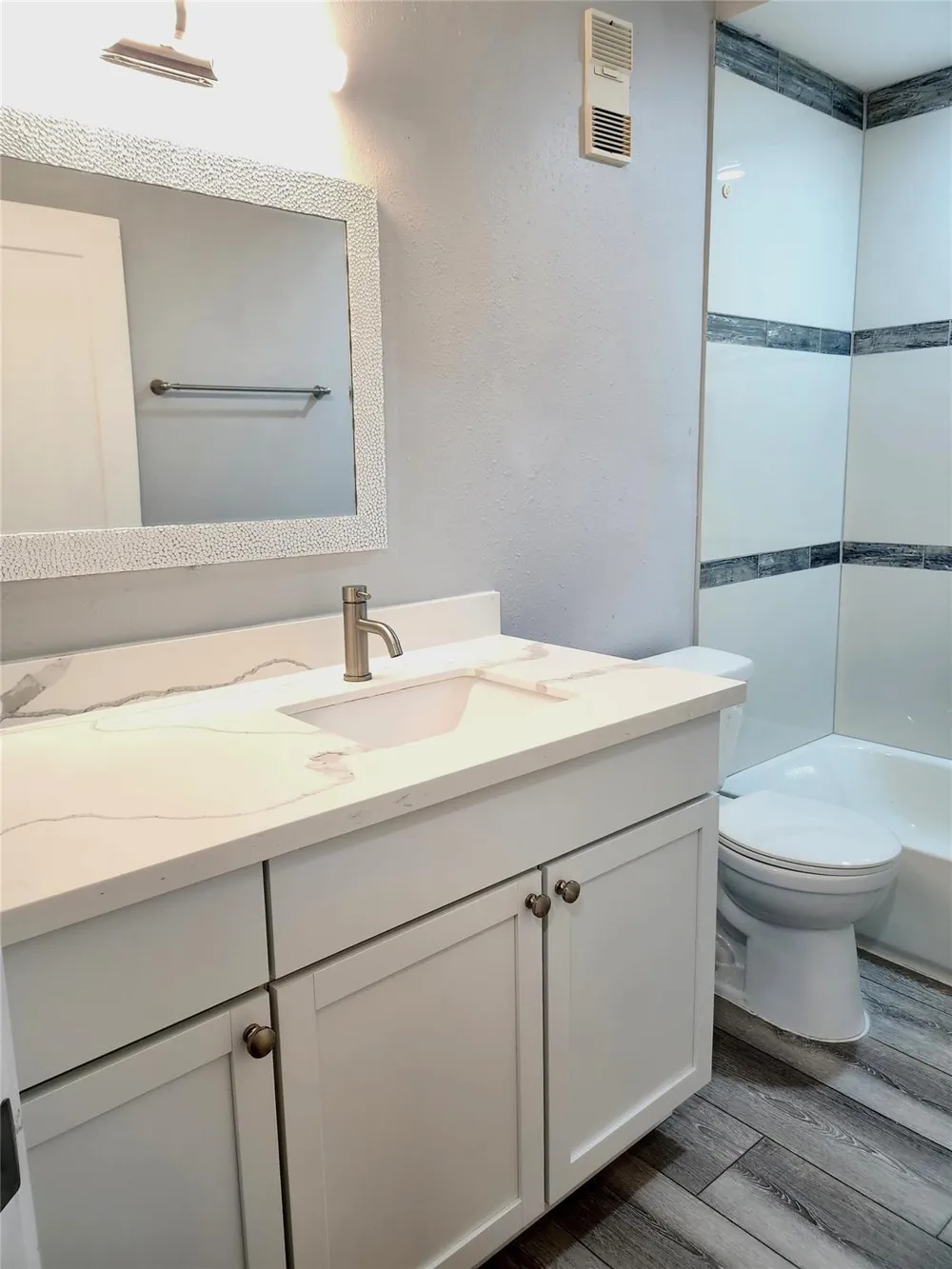 6500 Harbor Town Drive #2608 Houston, TX 77036