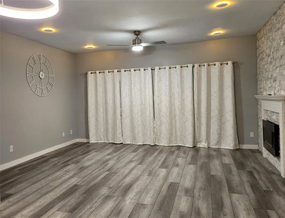 6500 Harbor Town Drive #2608 Houston, TX 77036